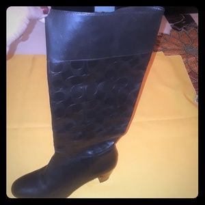 $4.99 SHIPPINGTODAY ONLY🛍💙Coach boots